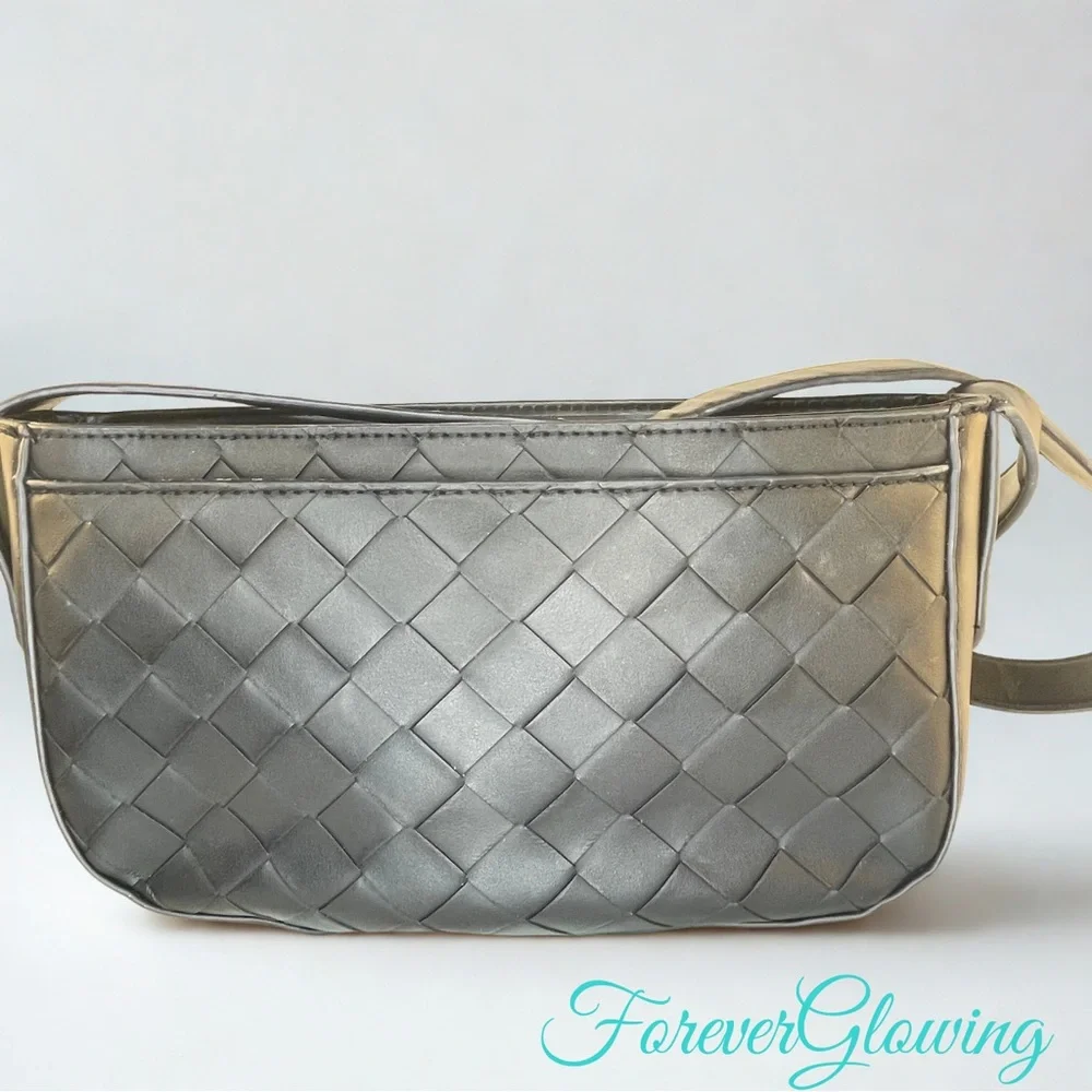 London Fog Black Crossbody Bag Purse – Woven Faux Leather